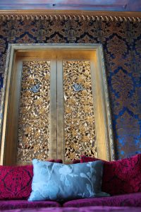 gold leafed screens