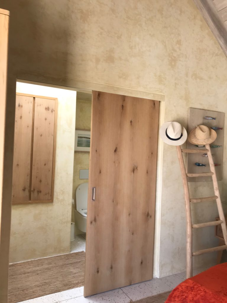 Wall Finishes-softly aged wall