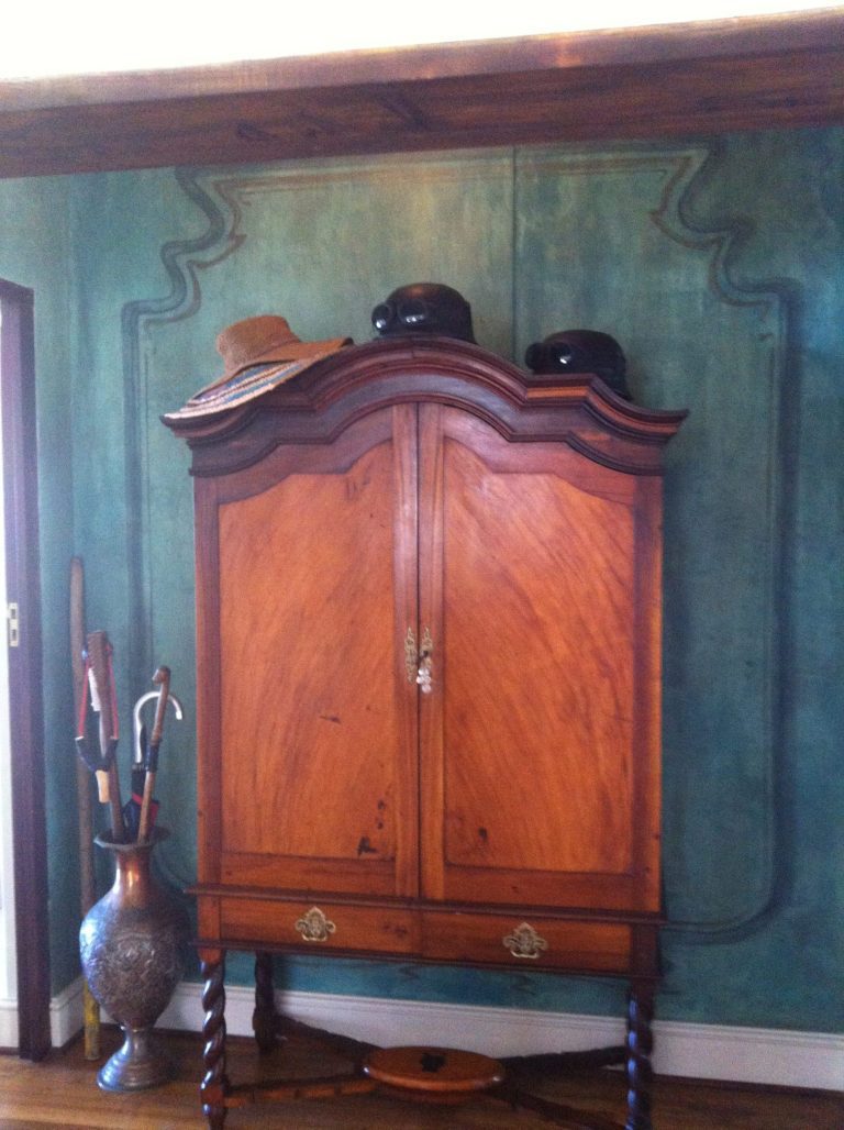 Wall Finishes-aged feature wall