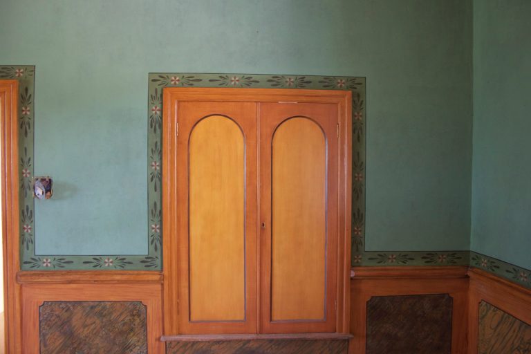 stencilling, woodgraining,marbling